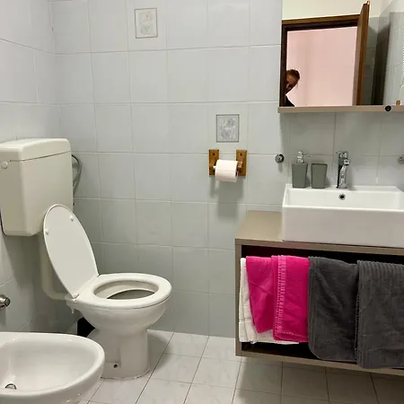 Torci 18 Guest house