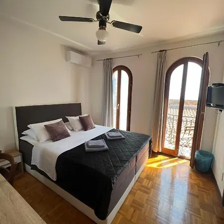 Torci 18 Konukevi 3*