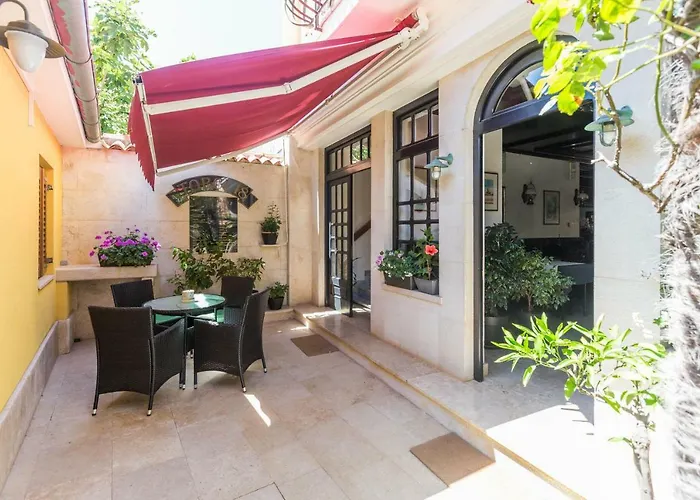 Torci 18 بيت ضيافة Novigrad Istria