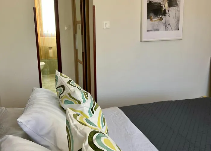 Πανσιόν Torci 18 3*