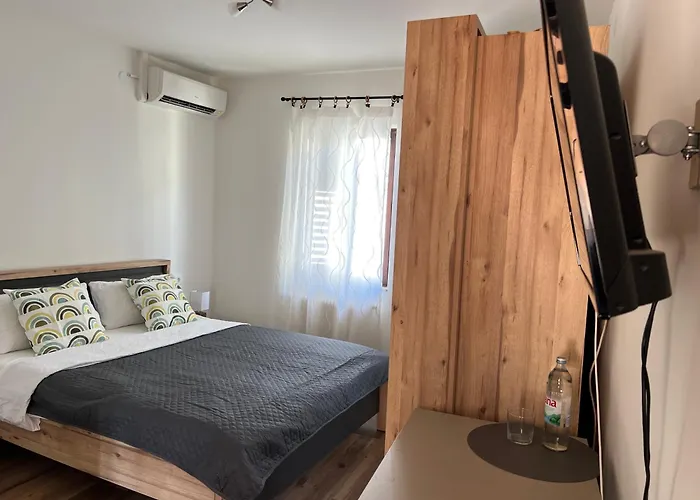 Torci 18 3* Novigrad Istria